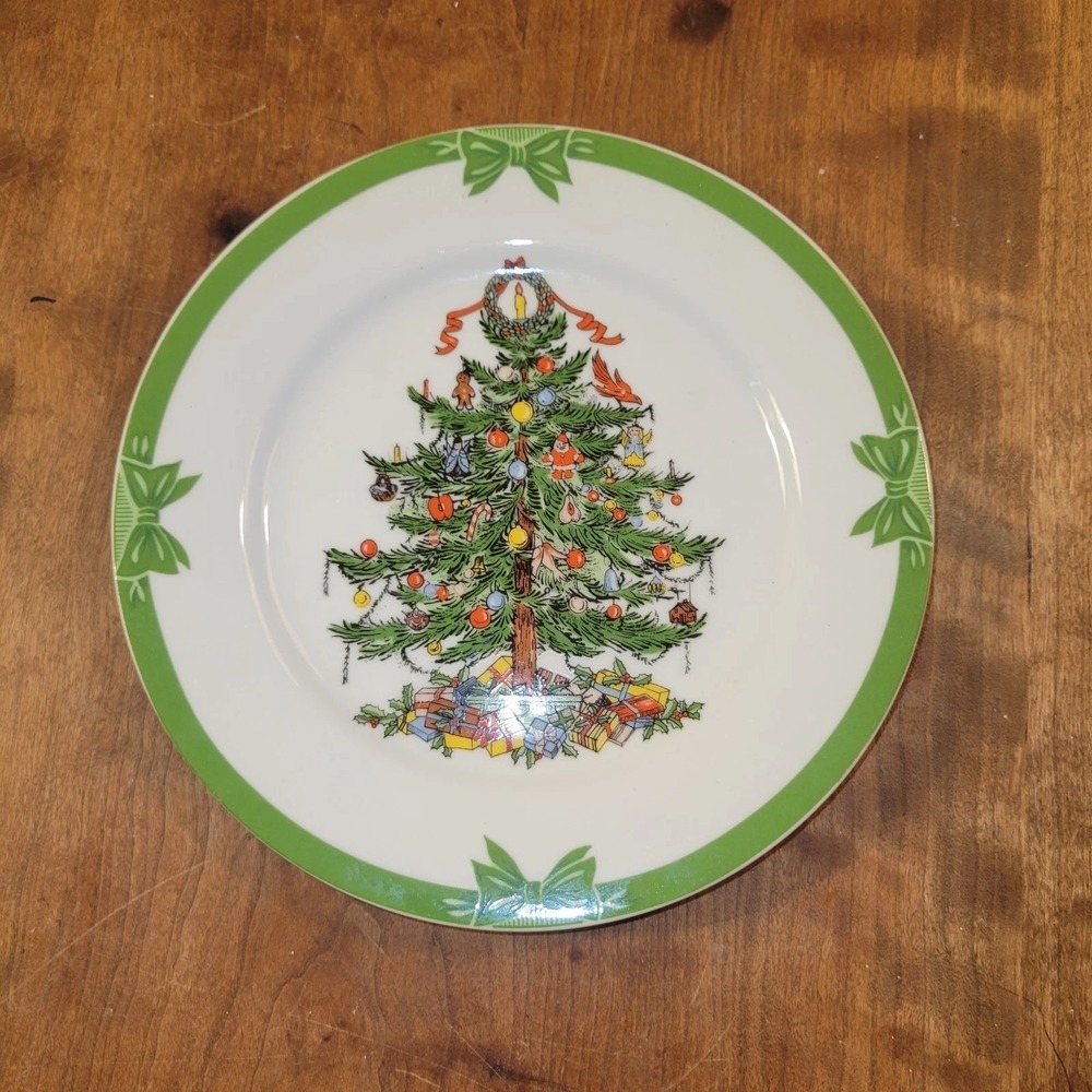 Georges Briard‎ YULE TIDE Salad Plate 7 1/2"